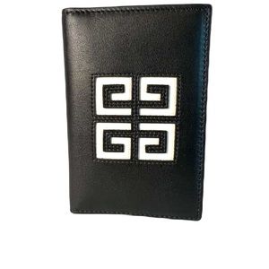 Givenchy HARD TO FIND Leather Unisex Wallet-NWT-$450